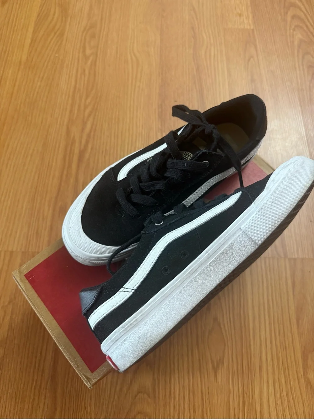 Vans Red and Brown Kraft Shoe Box with Logo